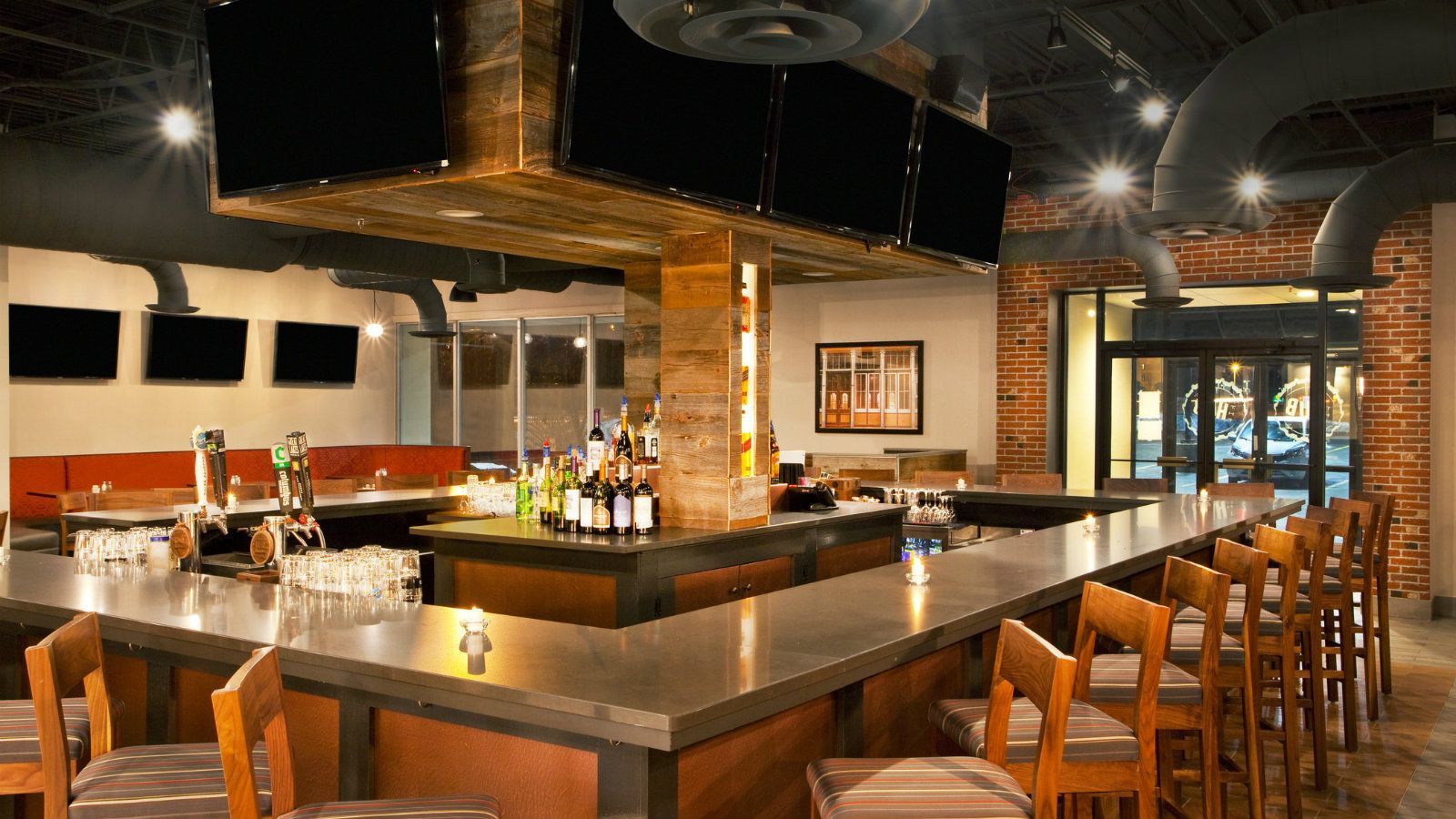 Four Points By Sheraton Cleveland Airport Restaurant photo