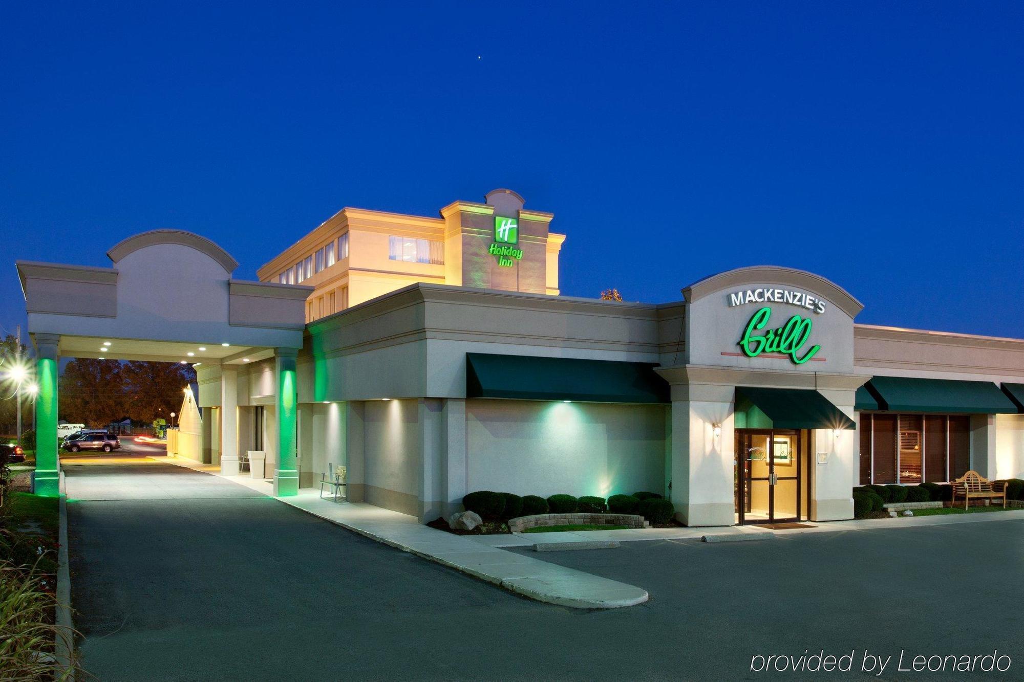 Four Points By Sheraton Cleveland Airport Exterior photo