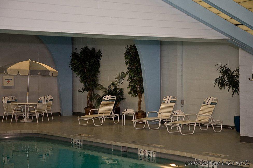 Four Points By Sheraton Cleveland Airport Exterior photo